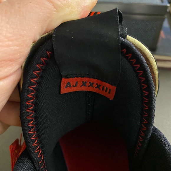 Jordan sneakers - Picture 13 of 15